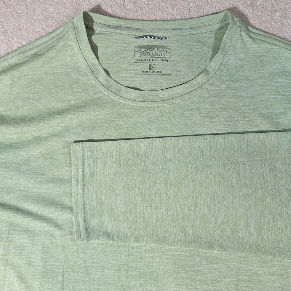 Patagonia Capilene Cool Daily Long Sleeve Shirt Mens Medium Green Heathered